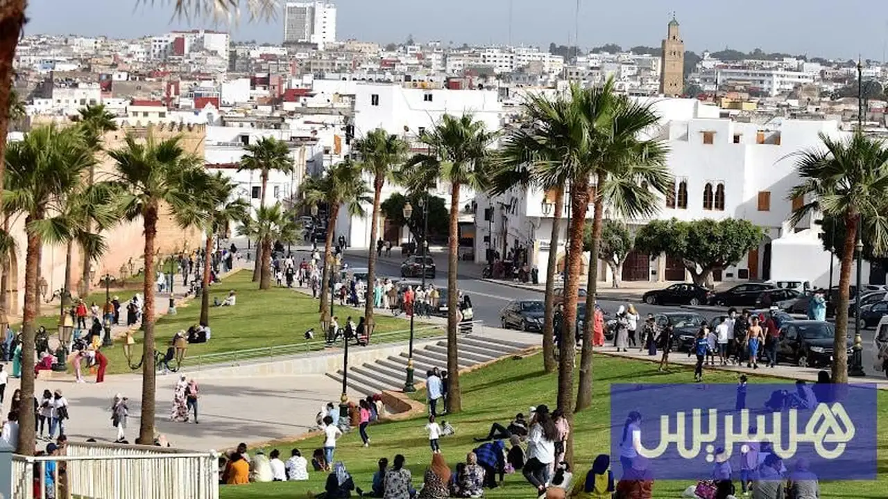 الأرصاد الجوية توضح أسباب تقلبات الطقس في الصيف بالمغرب